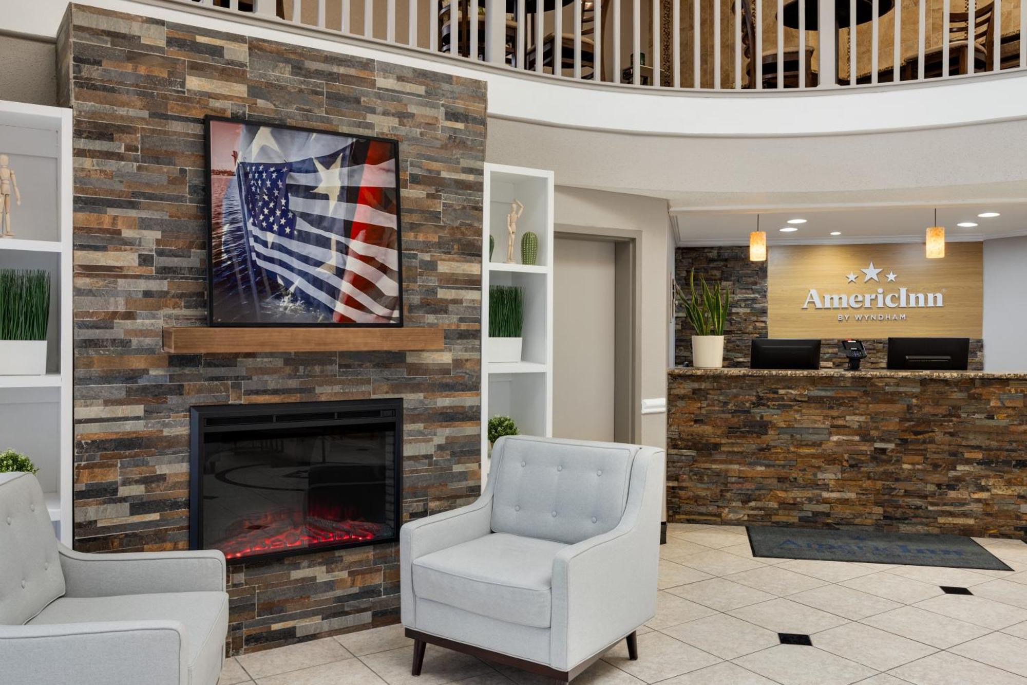 Americinn By Wyndham Grand Rapids Airport North Cascade Zewnętrze zdjęcie
